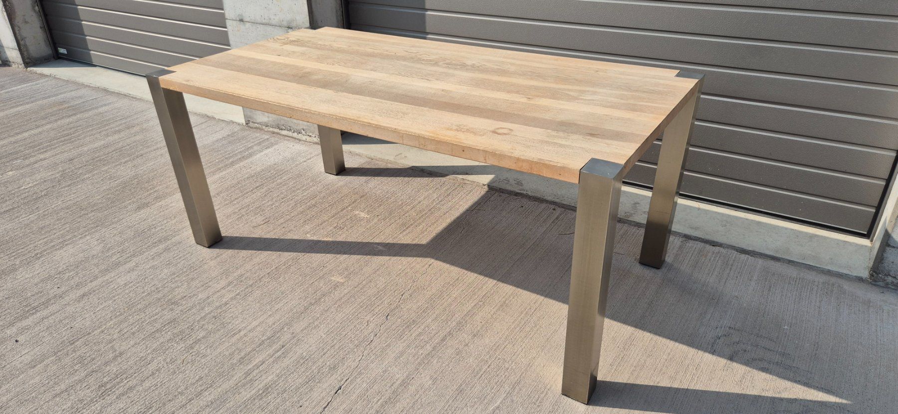 Tische: Massiver Tisch – Gebraucht aus Rehetobel von tonare01 1