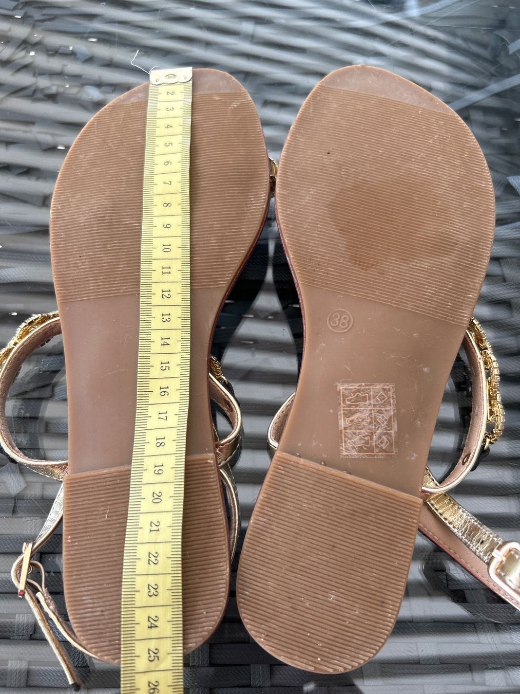 Scarpe da donna: Sandalen von Miriade (38) – Nuovo (secondo la descrizione) da Vezia venduto da sidu03 4
