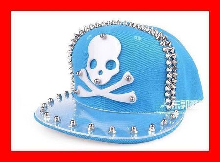 Basecap Totenkopf Nieten HELLBLAU Stacheln Skull Schädel