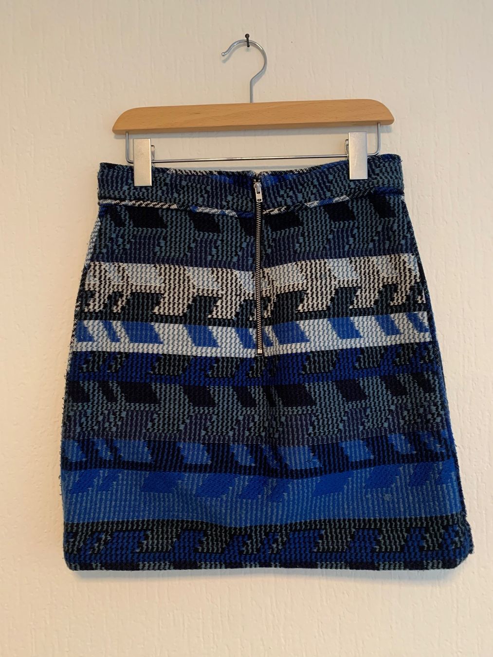 Maje Gonne: Mini jupe Maje (taille 34) – Usato da Lausanne venduto da Xiaoxi 1