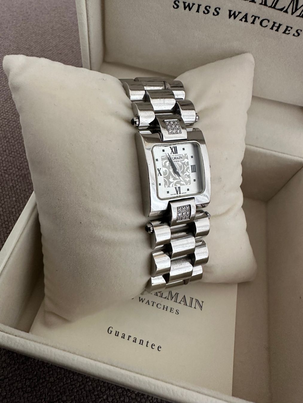 Balmain Orologi: Pierre Balmain Damenuhr mit 18 Diamanten – Usato da Mörschwil venduto da muenggeli99 4