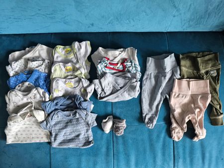 Baby Kleiderpaket Grösse 50 (41 Teile)