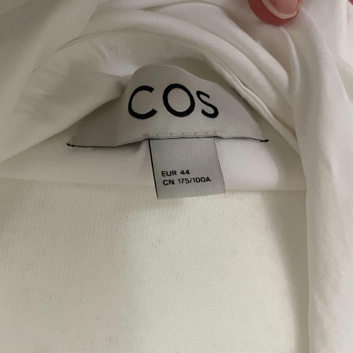 Cos Blusen: COS Shirt / Hemd - Bluse weiss Gr.44 weiss – Gebraucht aus Muttenz von einfach-schoen 3