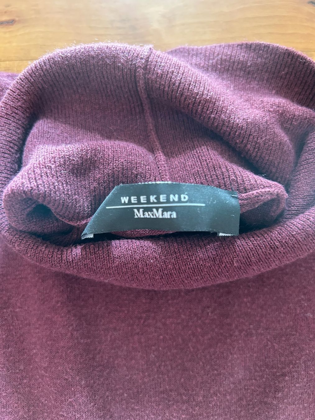 Max Mara Maglioni & Felpe: WEEKEND Max Mara Rollkragen Pulli Damen Gr.S – Usato da Birsfelden venduto da Pearl10 1