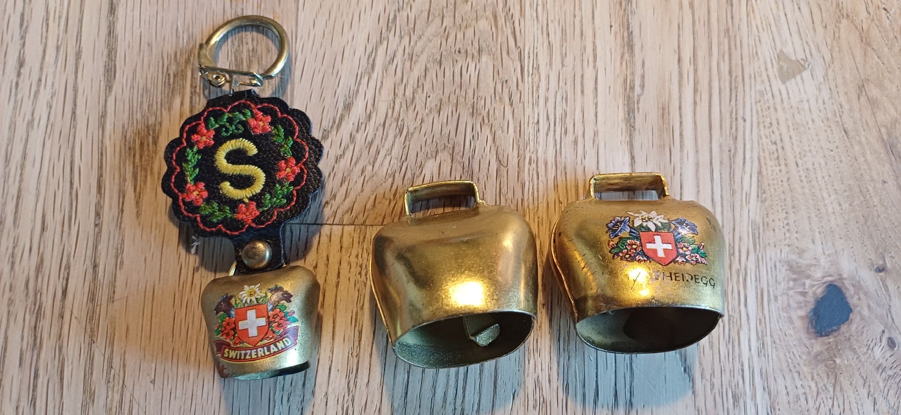 Glocken & Treicheln: 3 Kleine Glöckli – Gebraucht aus Flawil von Naphtali