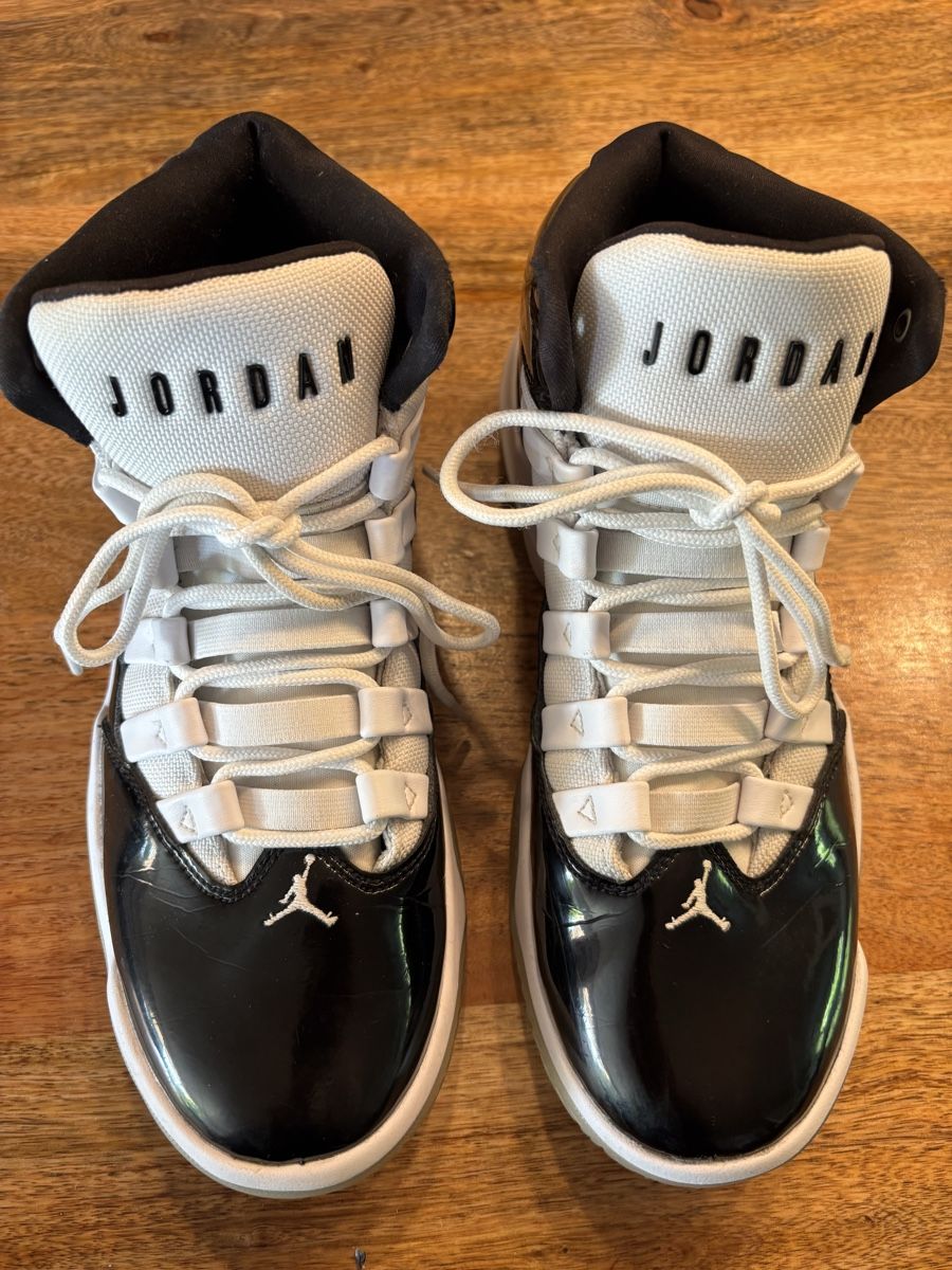 Jordan Scarpe per ragazzi: Jordan Max Aura Gr.41 – Usato da Oberdorf SO venduto da sa-na 1