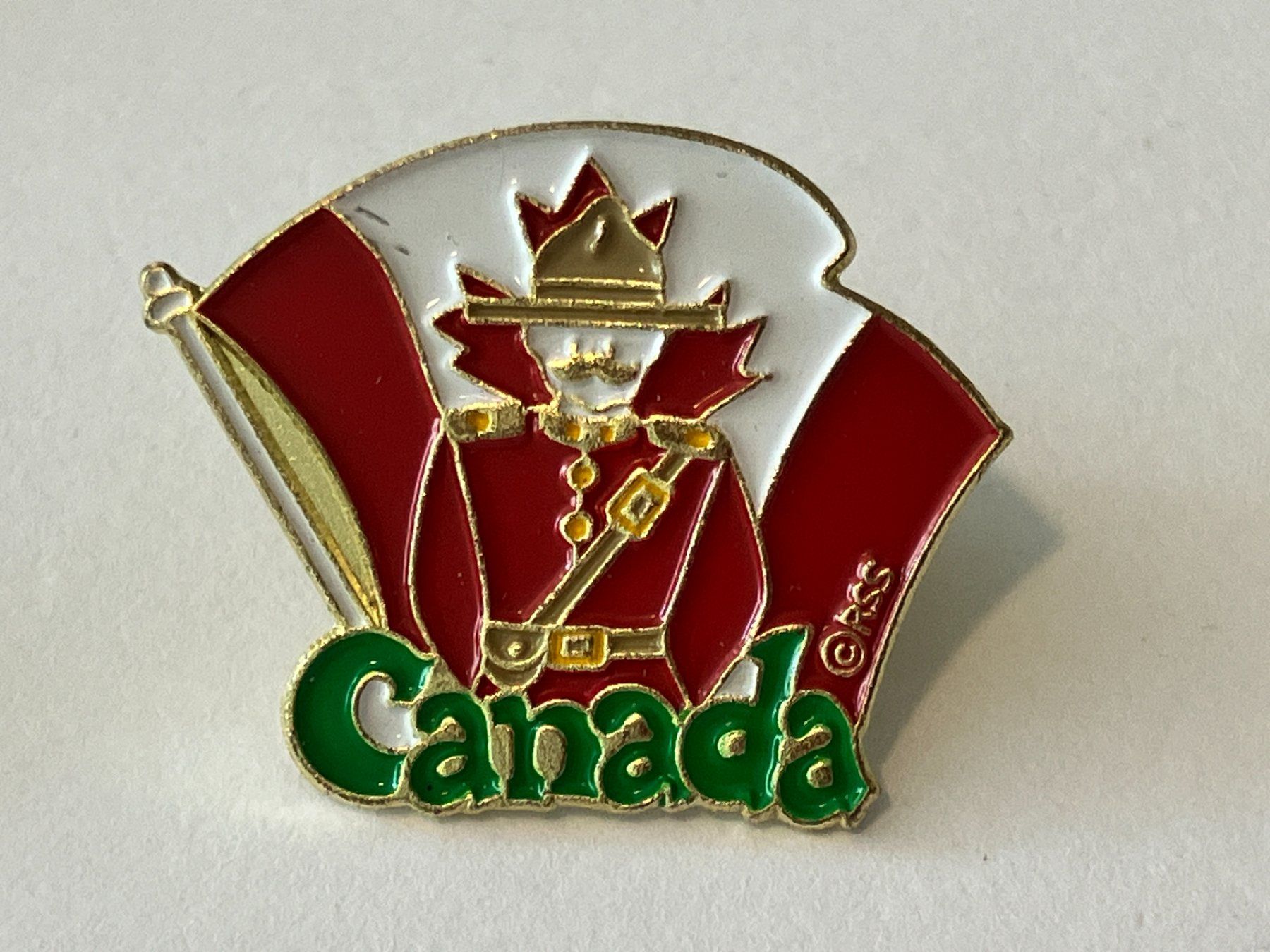 Placchette & Badge: 1 Pin Canada – Usato da Basel venduto da djwwpp