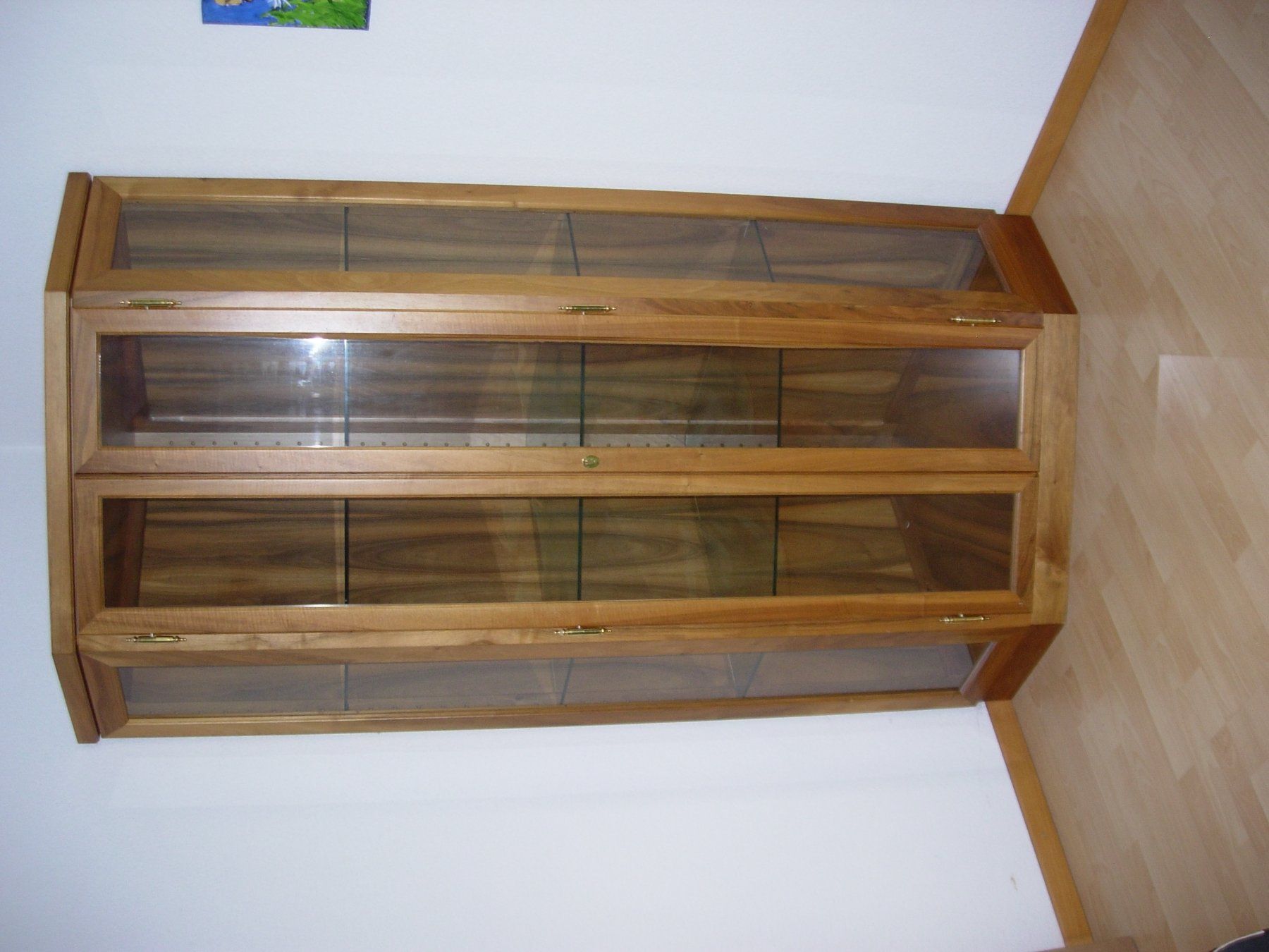 Vetrine: Eckvitrine – Usato da Hagneck venduto da Simu696