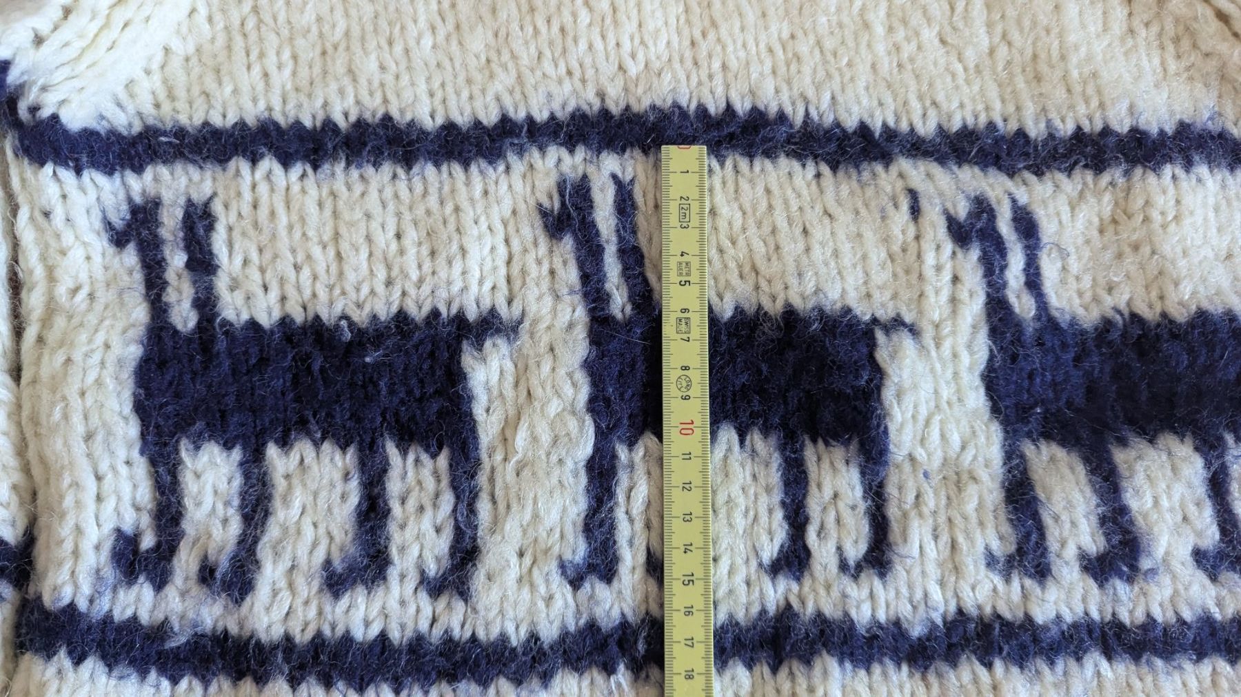 Pullover & Sweatshirts: Warmer Wollpullover / Strickpullover Lama Alpaka Anden – Gebraucht aus Belp von Sunny132 3