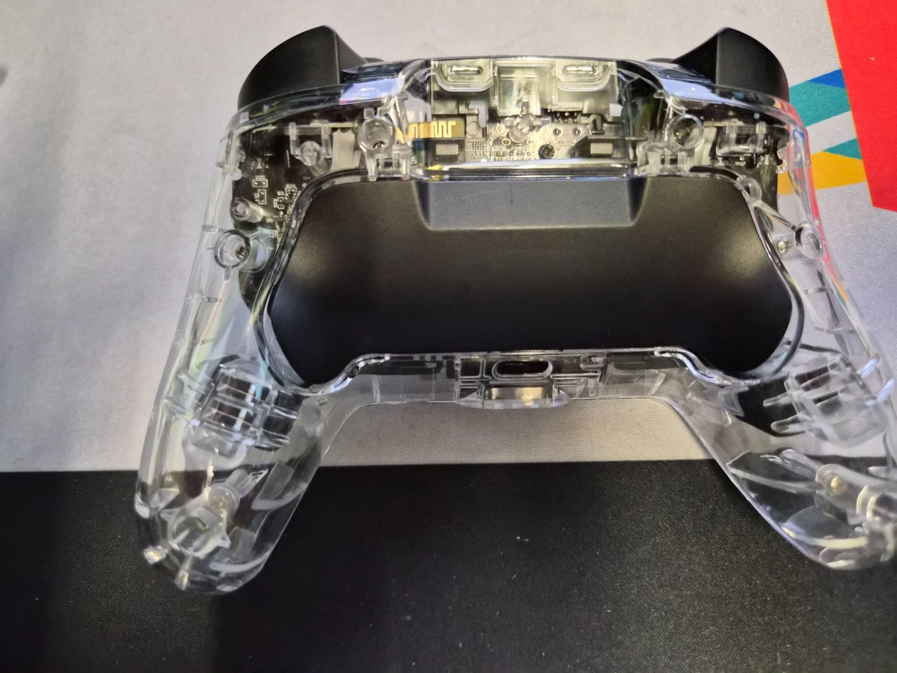 Nintendo Controller: Nintendo Switch Pro Controller transparent Gehäuse Ink Lade. – Usato da Zürich venduto da Joselito0 2