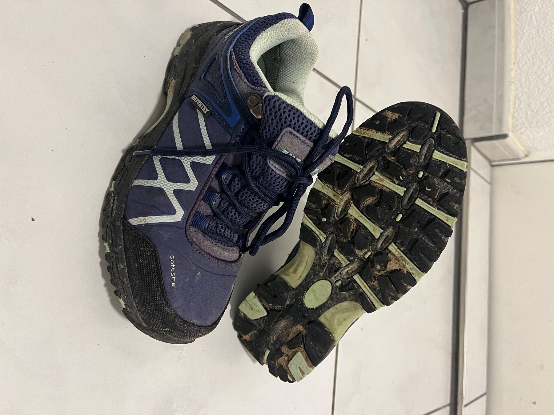 Everest Scarpe per ragazzi: Everest Wanderschuhe, Grösse 36 – Usato da Subingen venduto da chaenunr1 1