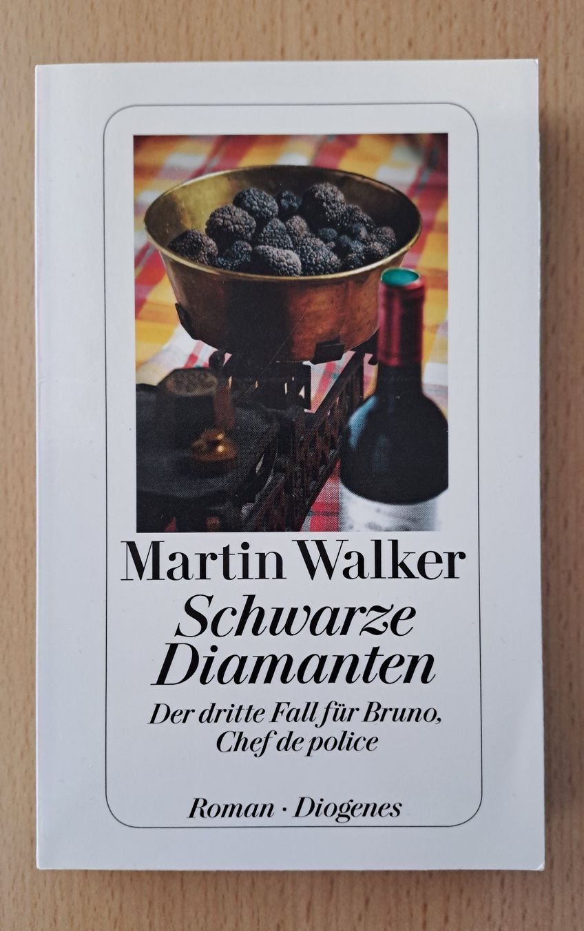 Bücher: Martin Walker - Schwarze Diamanten – Gebraucht aus Root von Umo63