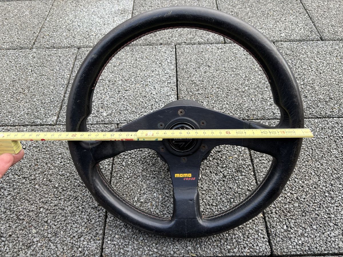 Tutti pezzi di ricambio auto: Lenkrad MOMO  – Usato da Hasle b. Burgdorf venduto da chrugi84 2