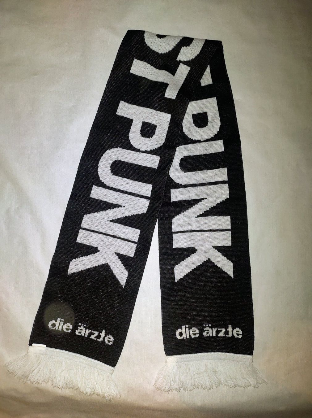 Foulard & Sciarpe: DIE ÄRZTE SCHAL ** NEU ** PUNK ** – Nuovo (secondo la descrizione) da Lupfig venduto da Womewome 1
