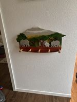 Kindergarderobe mit Elefantenmotiv