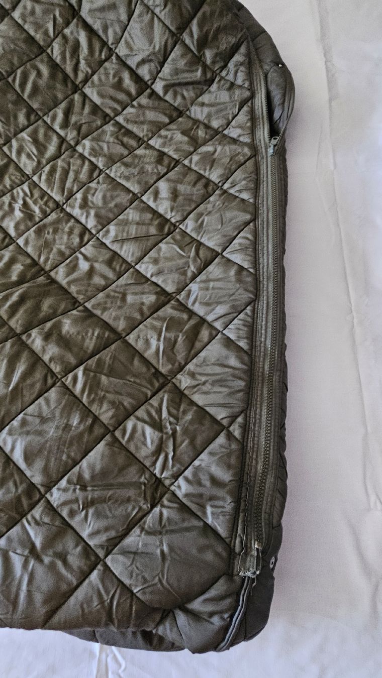 Sacchi a pelo: Schweizer Militär-Schlafsack von 1975 – Usato da Ettingen venduto da samiba 6