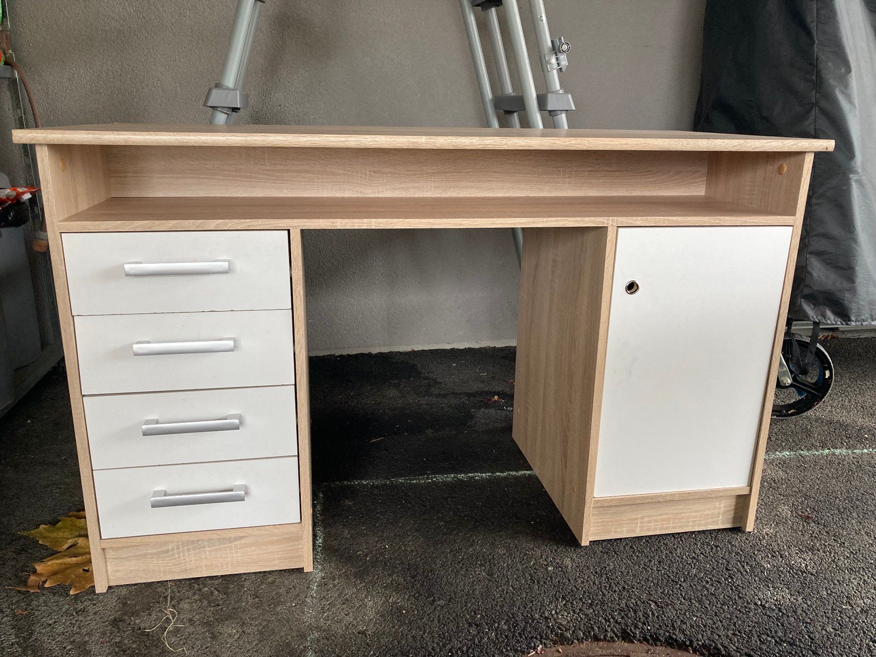 Scrivanie: Bureau – Usato da Cressier FR venduto da vsa_87b2