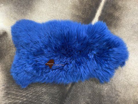 Tappeti: Lammfell Teppich Blue – Nuovo e nell'imballaggio originale da Arbedo venduto da patagonialeatherrugs 1