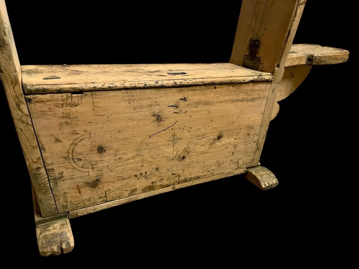 Cassapanche: Uralte Schlitten Truhe aus dem Engadin – Usato da Ottikon venduto da san_w99n 5