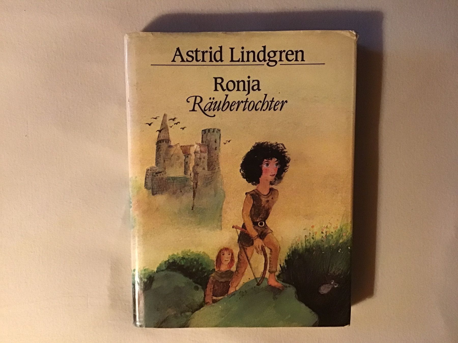 Livres: Astrid Lindgren Ronja Räubertochter, 1984 – D'occasion à Rüti ZH par Wernika1