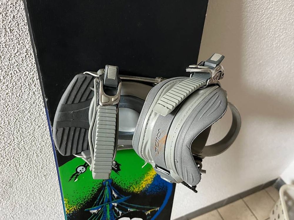 Snowboard Nitro Board: Snowboard Nitro inkl. Bindung – Usato da Zürich venduto da Glueckass 2
