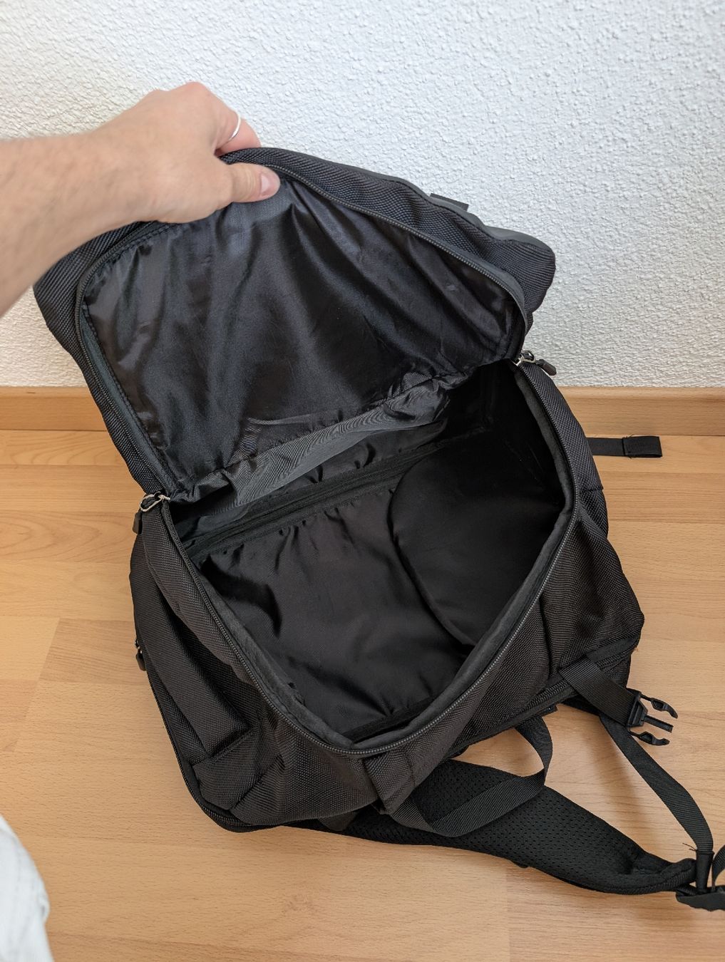 Hi-Tec Zaini: Neu Tech-Protect Rucksack 30l – Usato da Zürich venduto da Loulou_96 5