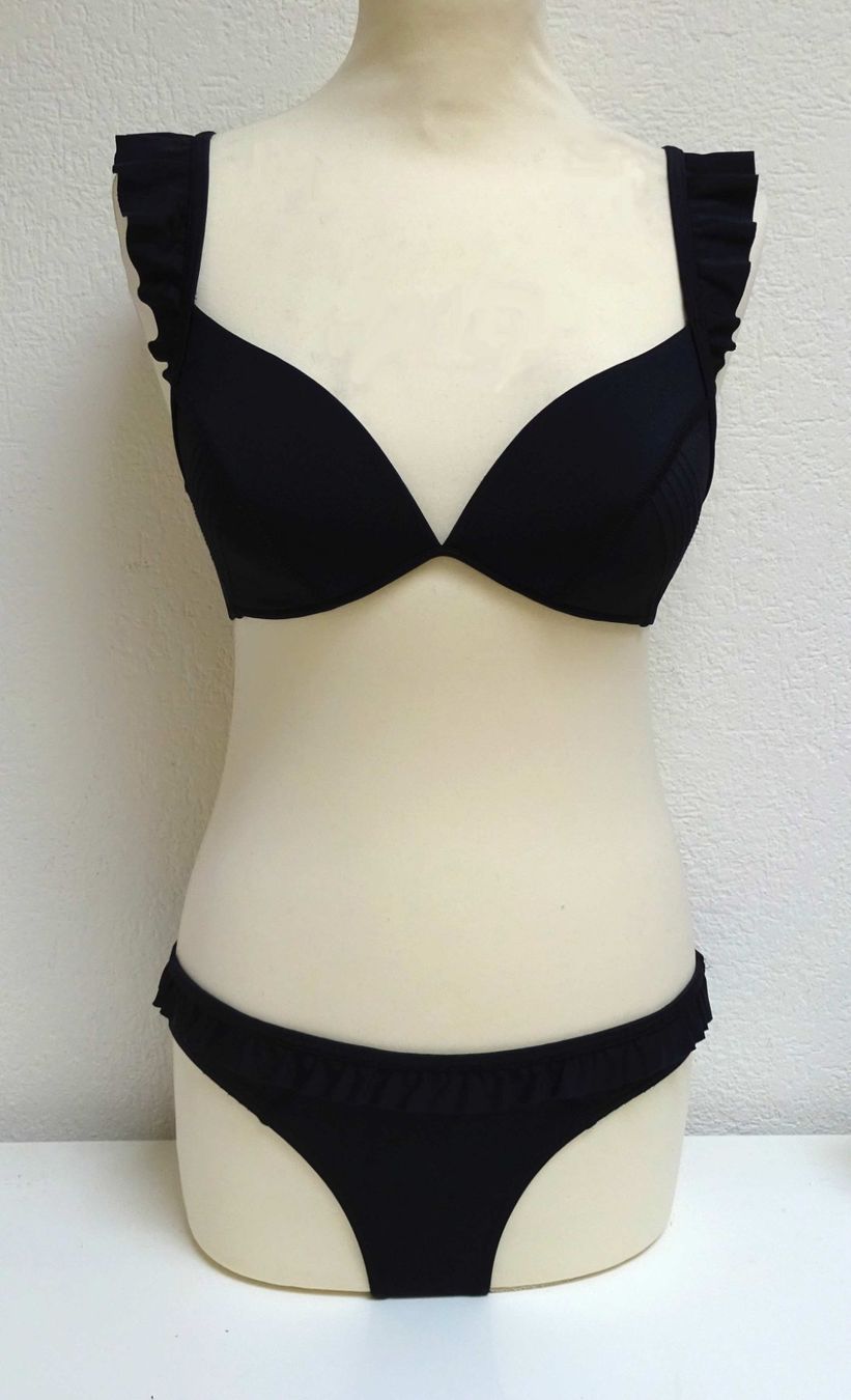 Beldona Costumi da bagno & Bikini: Beldona - Bikini - schwarz - Grösse 38 / Cup B – Usato da Zofingen venduto da Justizia_01