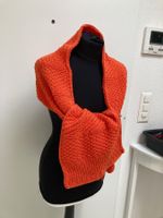 Schal orange,  gestrickt gemustert