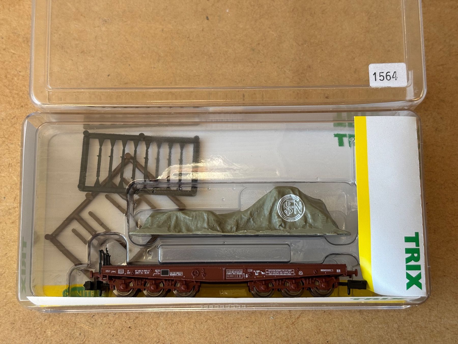 Trix Modellini di ferrovie: Minitrix 15616 Schwerlastwagen SNCF – Nuovo (secondo la descrizione) da Hauterive NE venduto da eriamch