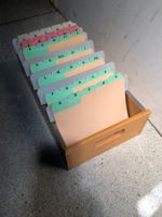 Zwei versch. Karteikasten für A6 quer / A5 hoch, mit Teilern
