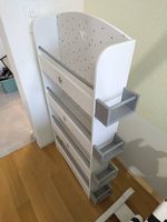 Kinderbücherregal