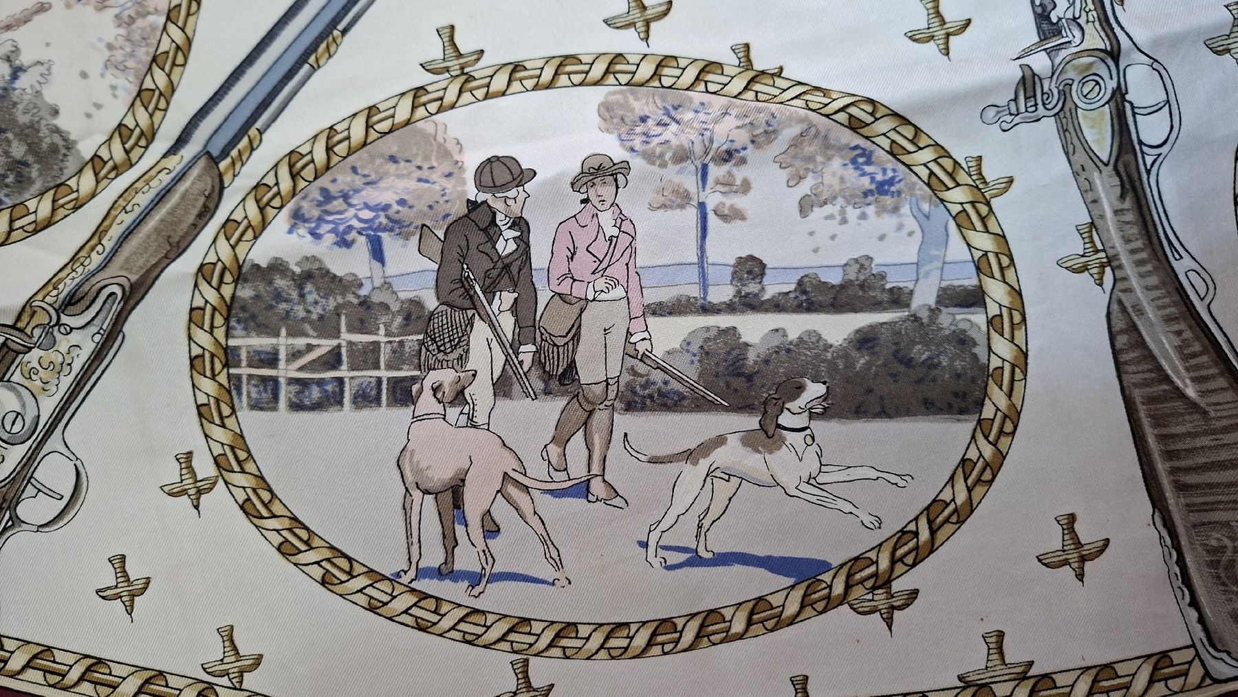 Hermès Foulards, Tücher & Schals: HERMES Foulard – Gebraucht aus Volketswil von leckerle 3