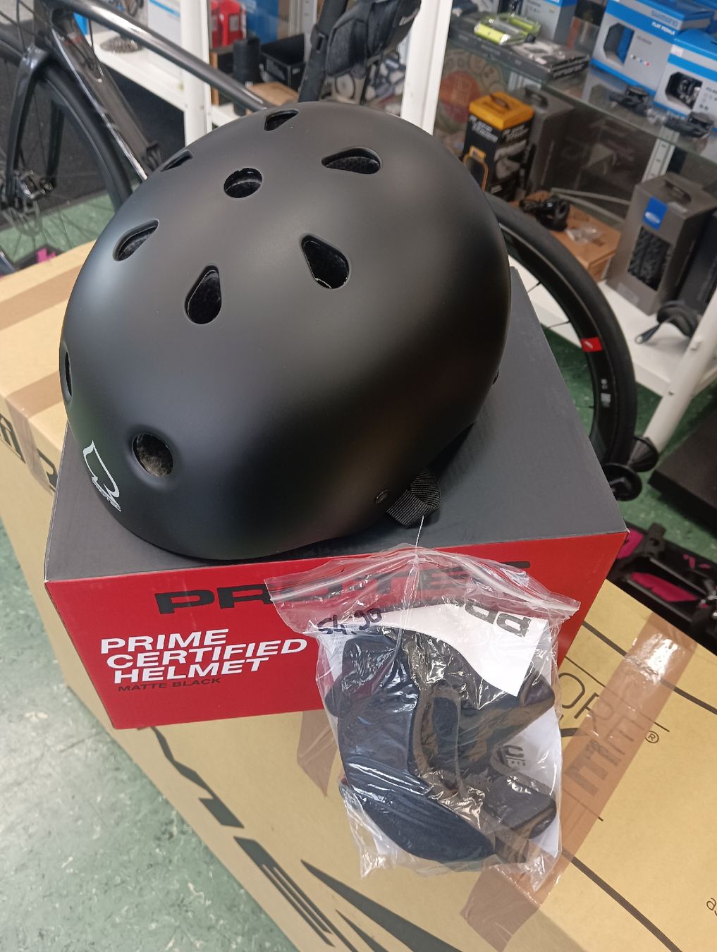 Casques: Pro-Tec – Neuf avec emballage d'origine à Faido par Manujp