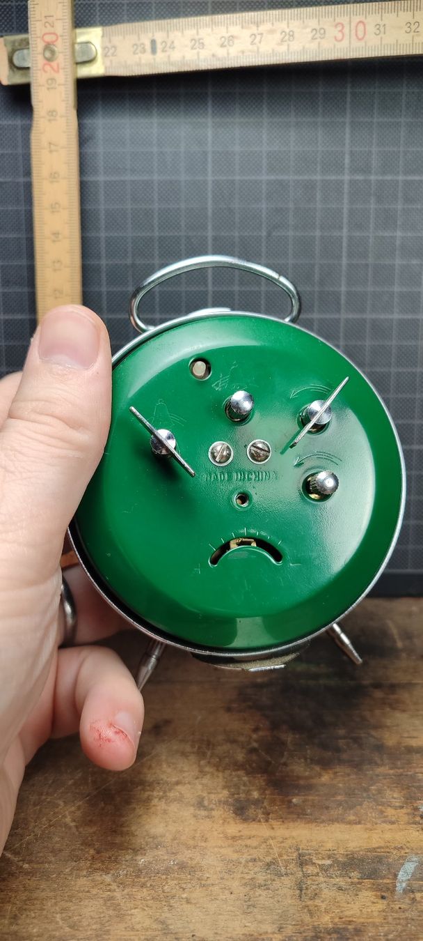 Wecker: Wunderschöner alter Wecker Nr. 169 FIVE RAMS – Gebraucht aus Gelterkinden von MYSTOREFORYOU4460 1