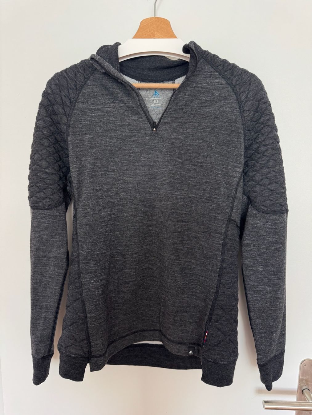 Odlo Pullover & Sweatshirts: Odlo Merino Half Zip – Gebraucht aus Winterthur von Buzzi...
