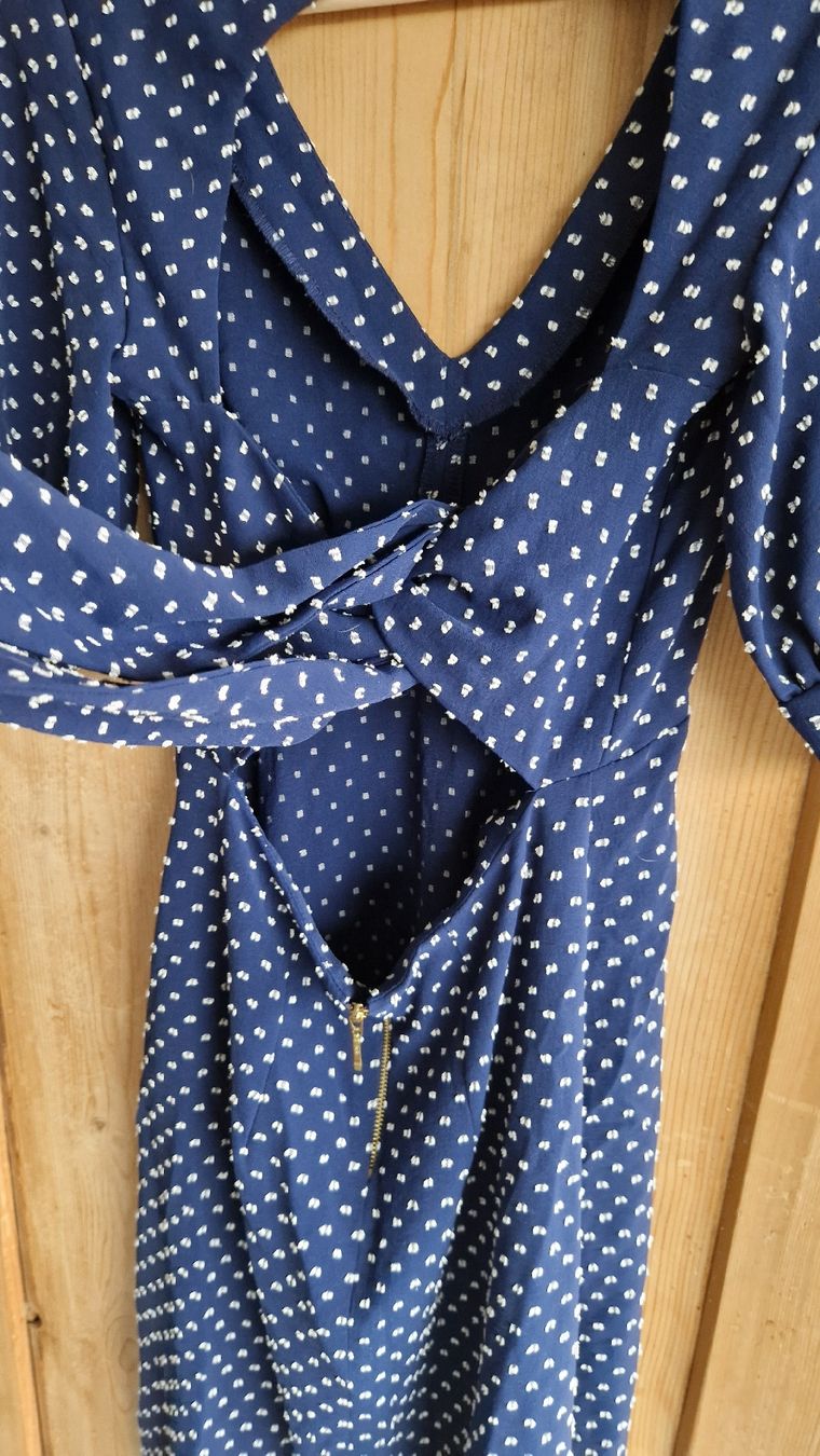 Kleider: Blaues Pünktchen Kleid Grösse S – Gebraucht aus Winterthur von kate_24 3