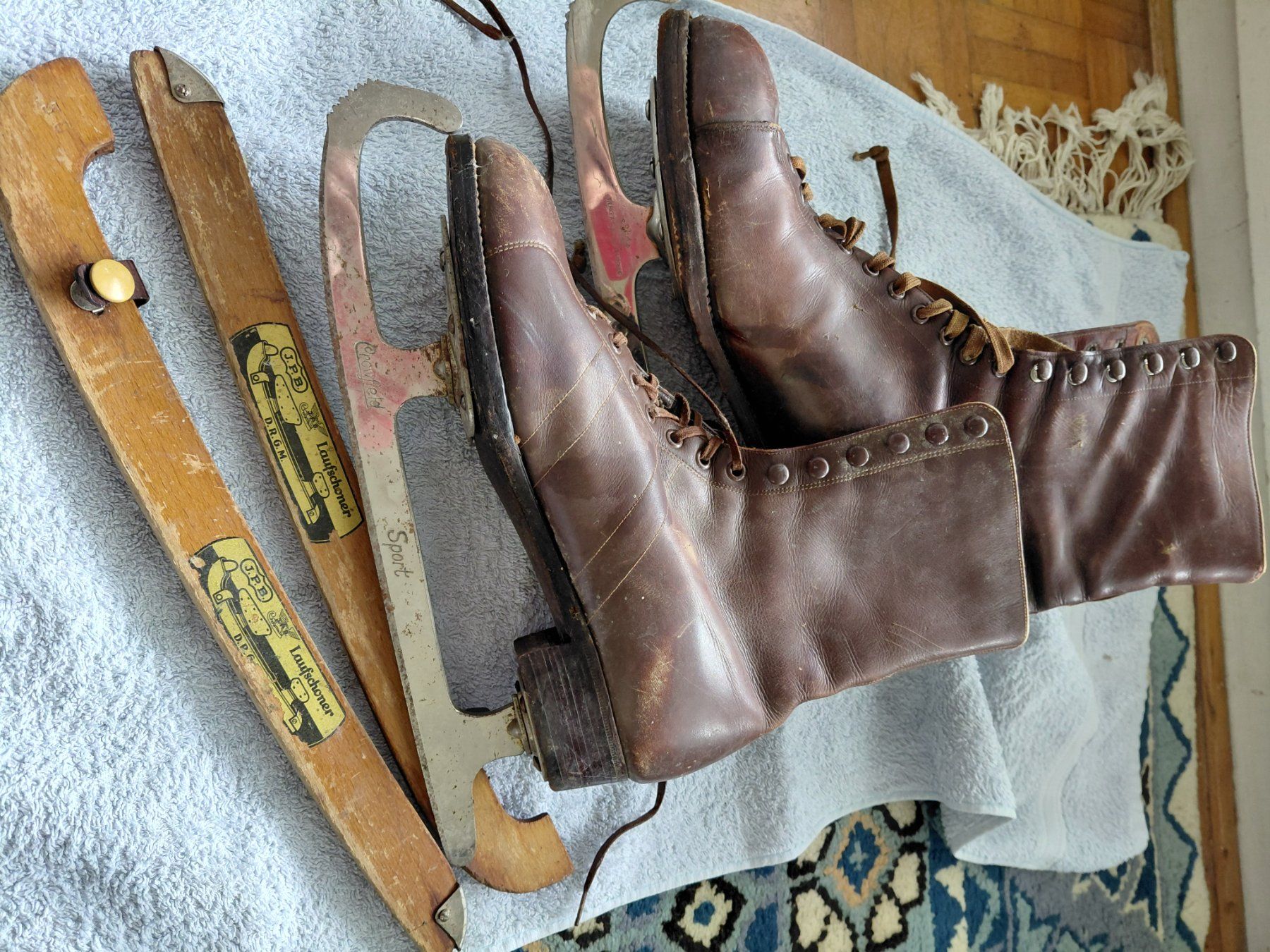Bally Pattini da ghiaccio: Vintage Schlittschuhe Leder Bally – Usato da Schinznach Dorf venduto da Sammleri
