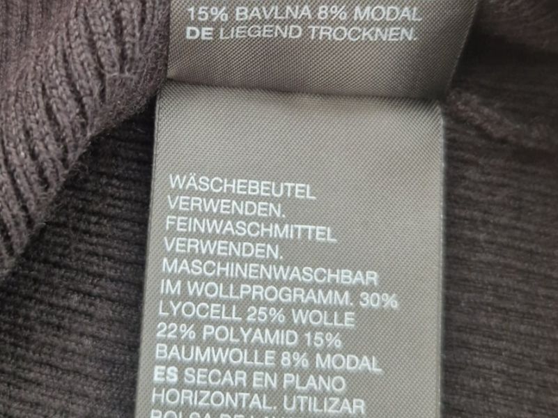 Other Stories Maglioni & Felpe: & other stories Strickpullover mit Blume-Ausschnitt, Gr. M – Usato da Erlinsbach SO venduto da ULIKH 7