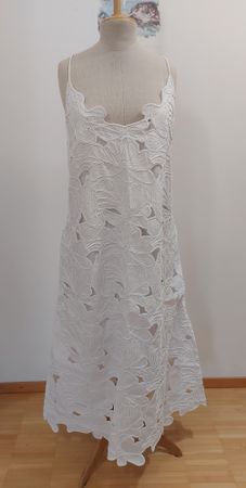 Kleid, weiss, Bauwoll-Stickerei, Gr. XL
