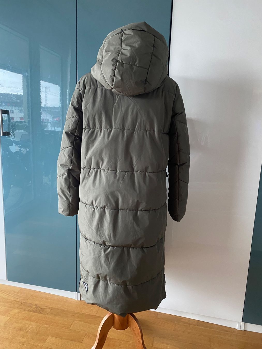 Khujo Mäntel: Khujo Wintermantel Größe L Olive – Gebraucht aus Duebendorf von Alexandertreyer 6