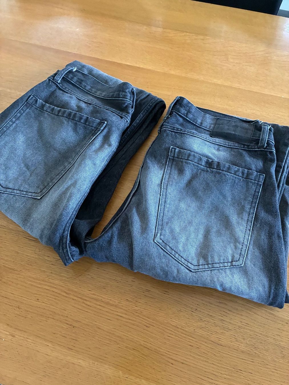 Pantaloni: Baggy Jeans – Usato da Hünenberg See venduto da BoAr 1