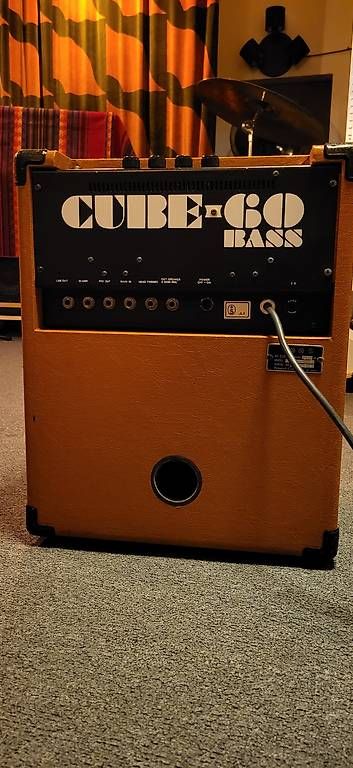 Musikinstrumente: Roland Cube 60 Bass – Gebraucht aus Neuchâtel von zikch