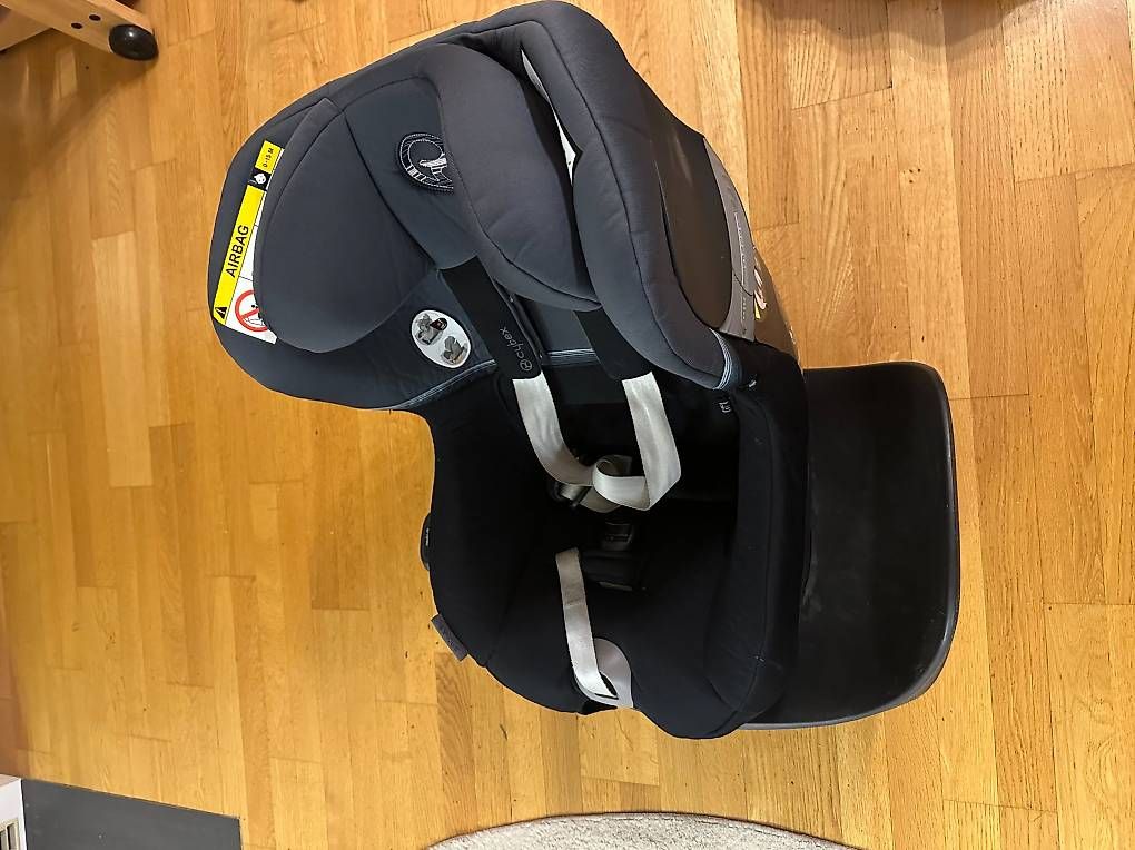 Cybex Seggiolini per auto: Cybex Gold Sirona M2 i-Size – Usato da Zürich venduto da mat_j5kq 2