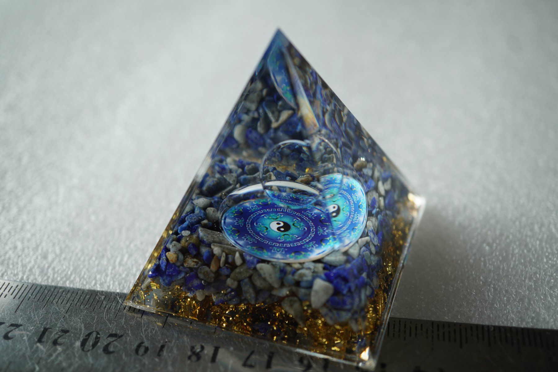 Minerali & Pietre curative: Lapis Lazuli   Kugel  Quarz Orgonit -Pyramide – Nuovo e nell'imballaggio originale da Eschenbach SG venduto da topstone 4