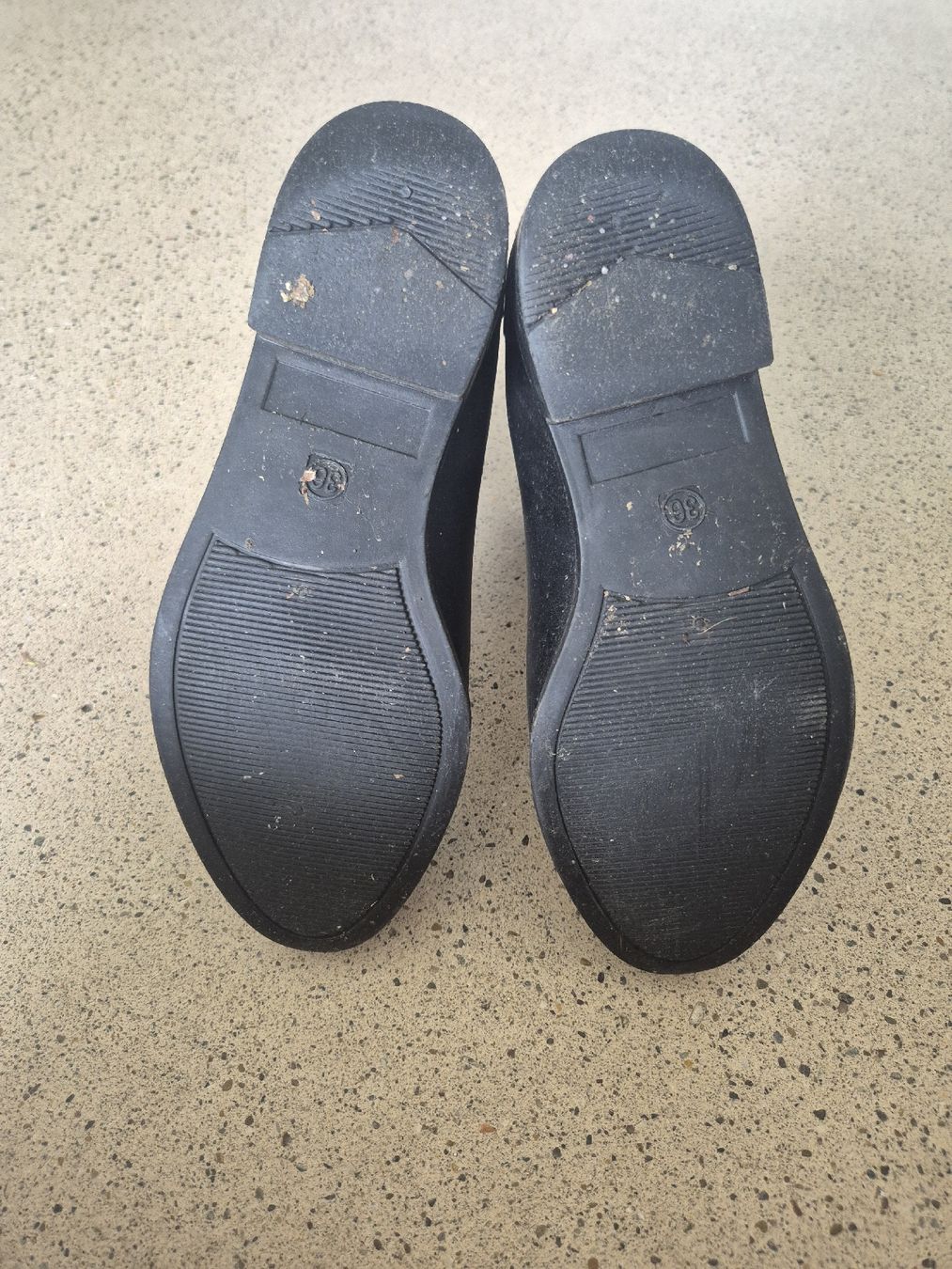 Scarpe da donna: Gummistiefel schwarz Grösse 36  – Usato da Dietikon venduto da jea_8xm5 3