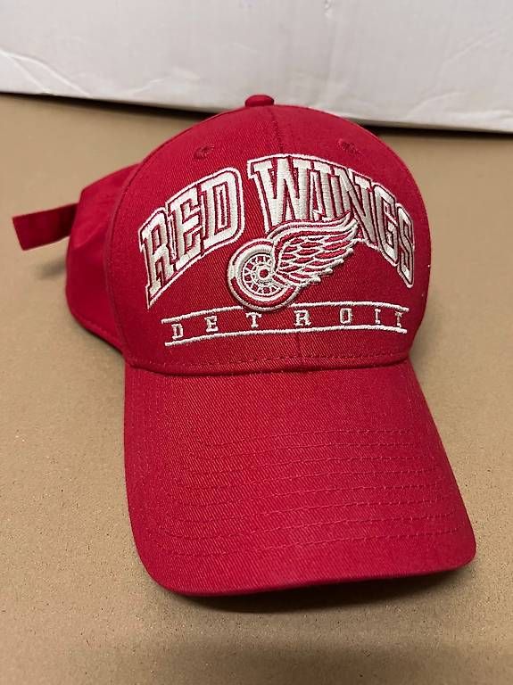 Hüte, Mützen & Caps: Kappe Detroit Red Wings - NEU – Gebraucht aus Basel von mar_w7l9