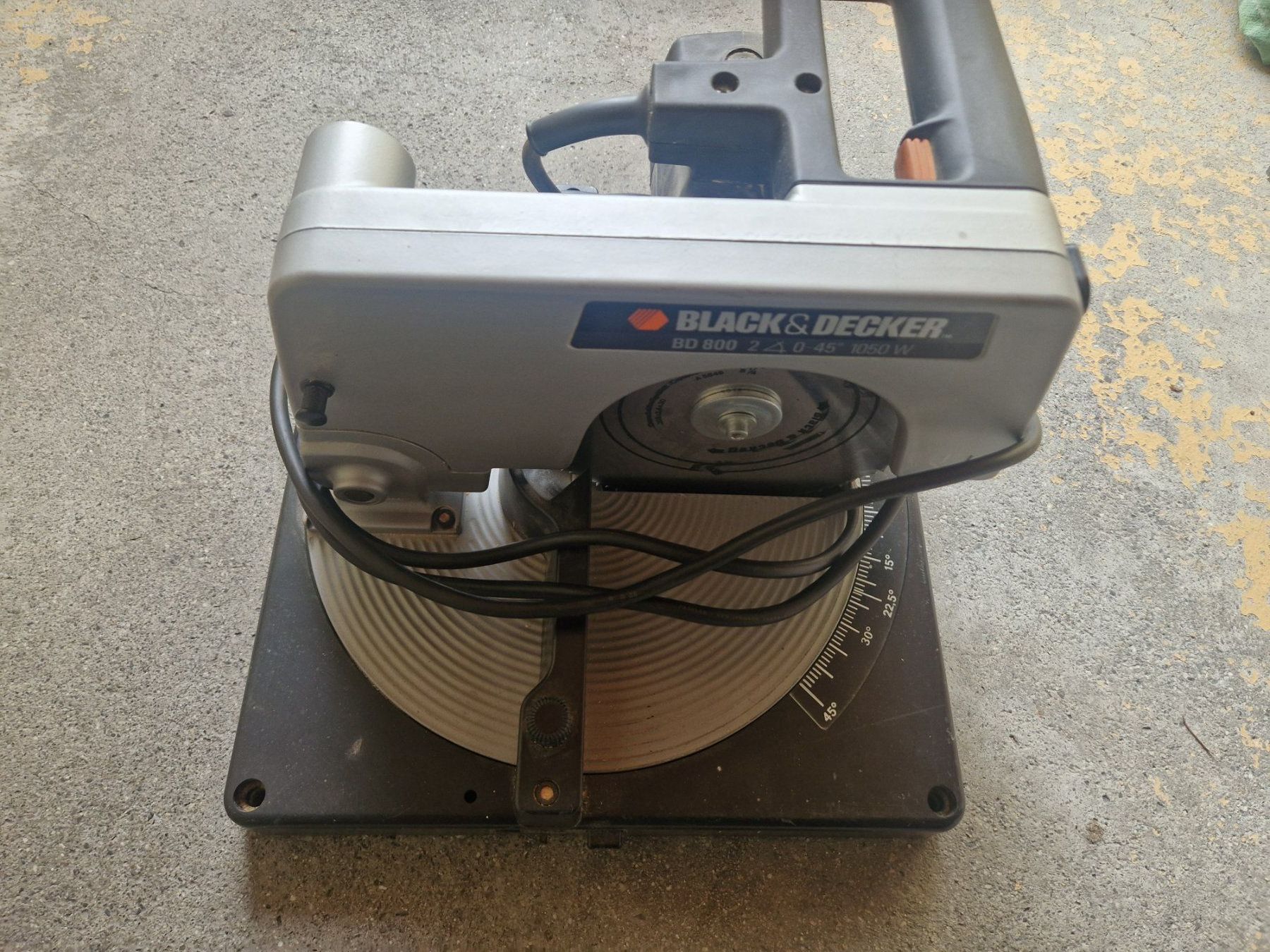 Seghe: Black & Decker BD 800 Kapp - und Gerungssäge – Usato da Igis venduto da woody1957 3