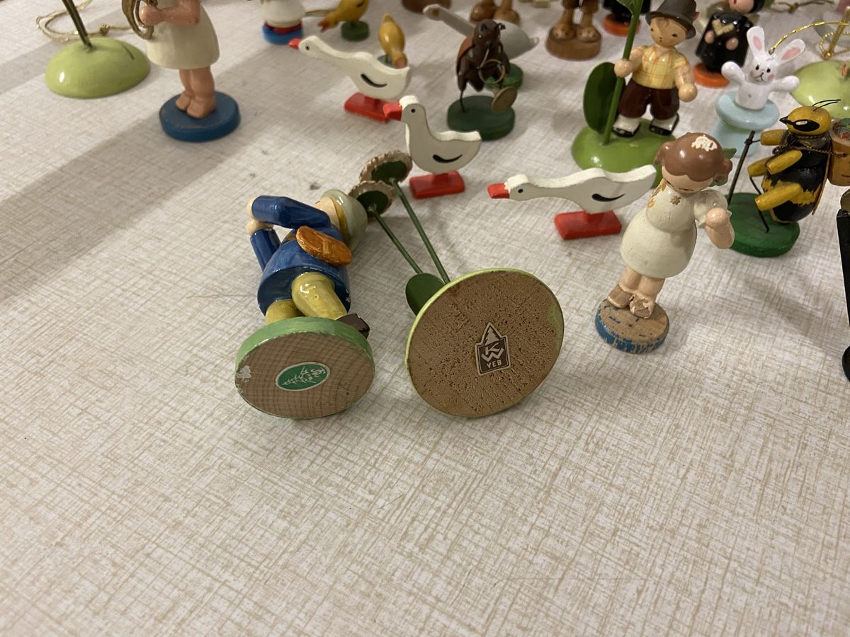Figurines: Holzkunstfiguren – D'occasion à Dietikon par brocki-eyra 4