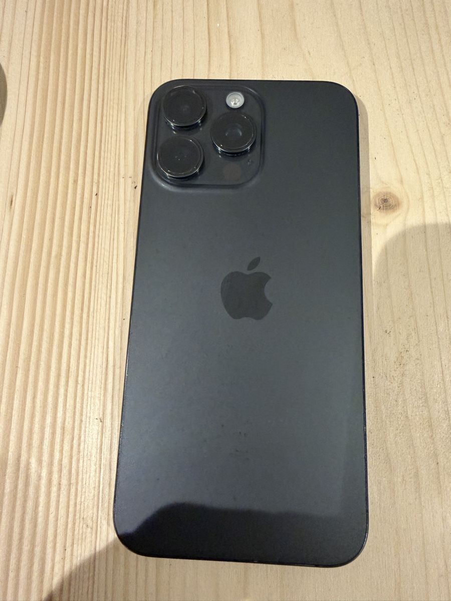 Apple Portables: Iphone 15pro max 256GB – D'occasion à Eschenbach SG par Sachli97 1