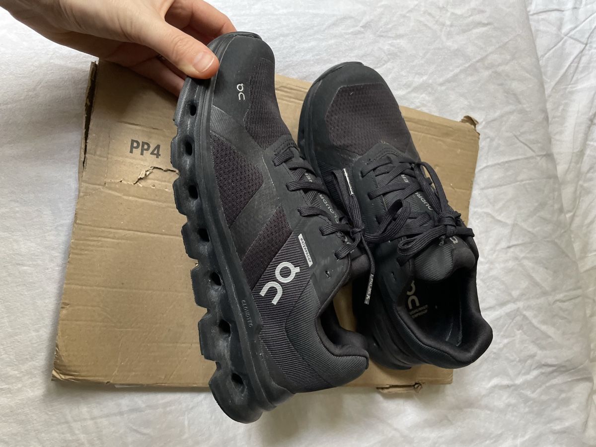 On Scarpe da donna: On Waterproof Running Shoes – Usato da Zürich venduto da Asolomon 1